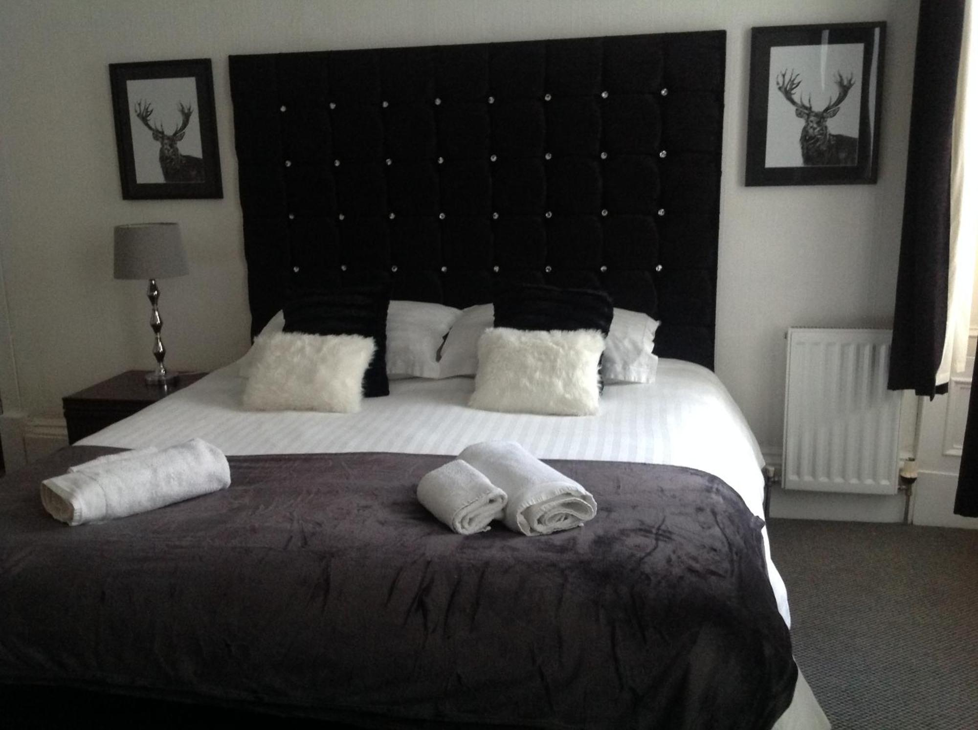 Abbey Guest House Peterhead Esterno foto